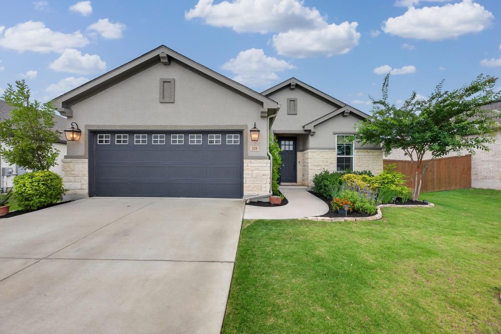 509 Climbing Rock LOOP, Dripping Springs, TX 78620