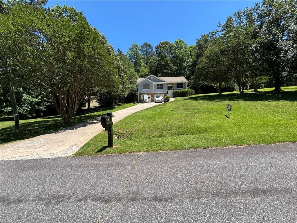 38 Stonehedge Drive, Dawsonville, GA 30534