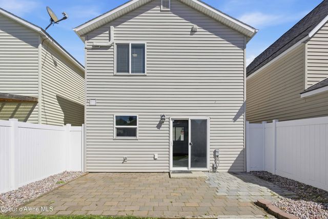 2063 N Cruze St, Post Falls, ID 83854