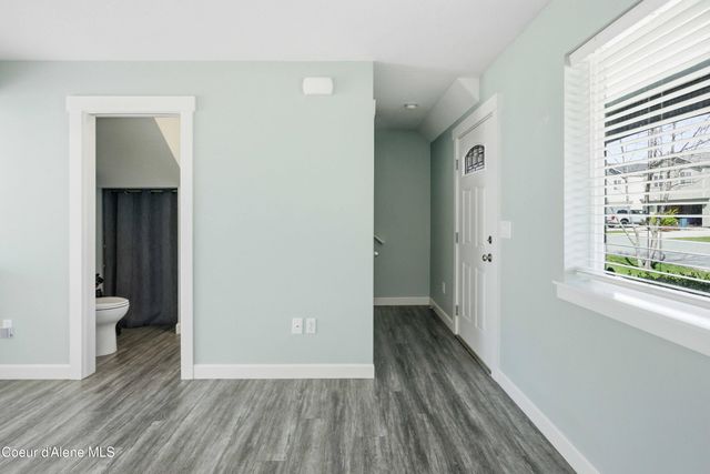 2063 N Cruze St, Post Falls, ID 83854