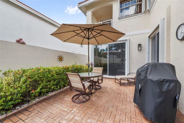 1554 Yellowheart Way 1554, Hollywood, FL 33019