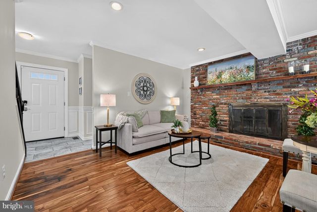 8327 SAIL CT, Pasadena, MD 21122