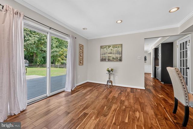 8327 SAIL CT, Pasadena, MD 21122