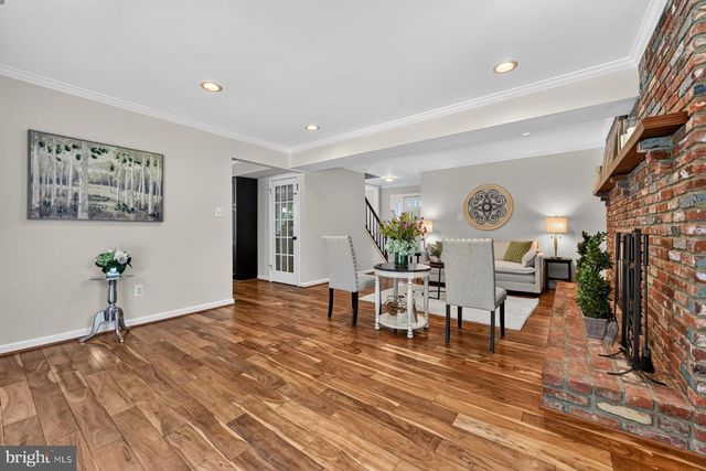 8327 SAIL CT, Pasadena, MD 21122