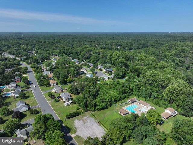 8327 SAIL CT, Pasadena, MD 21122
