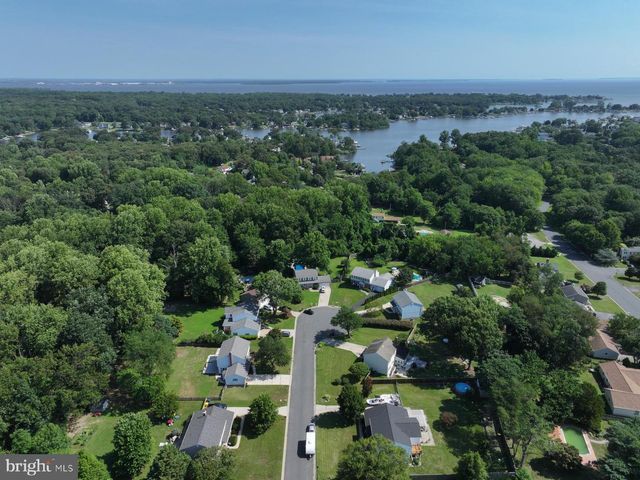 8327 SAIL CT, Pasadena, MD 21122