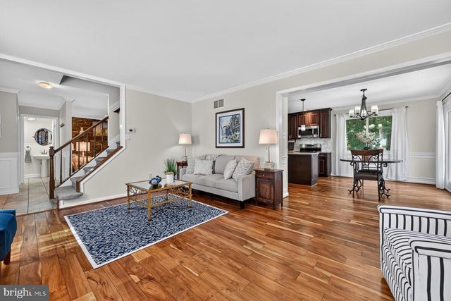 8327 SAIL CT, Pasadena, MD 21122