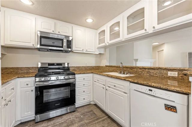 1401 N Greenbrier Road 202, Long Beach, CA 90815