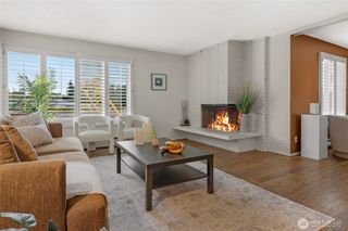 5915 Highway Place #403, Everett, WA 98203