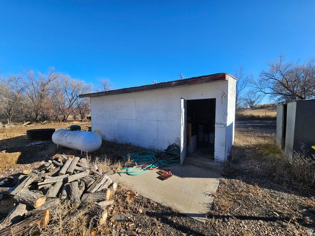 3528 E 3750 S, Myton, UT 84052