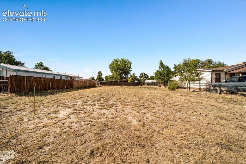139 E Kipling Drive, Pueblo West, CO 81007 — exterior