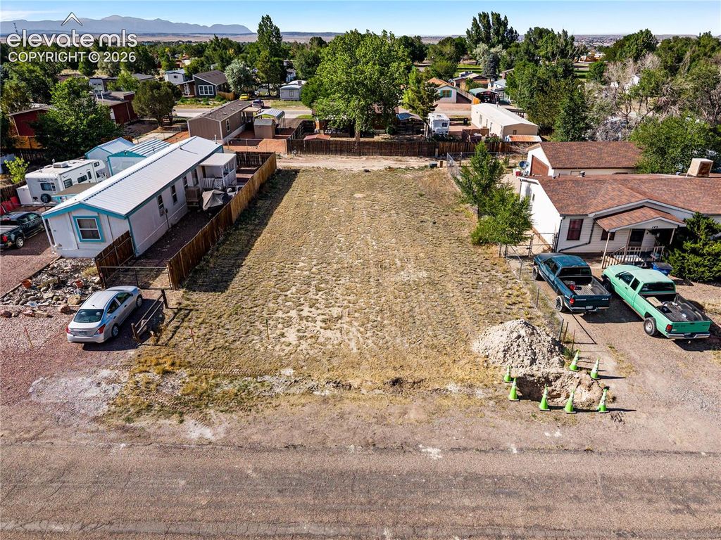 139 E Kipling Drive, Pueblo West, CO 81007 — photo 2