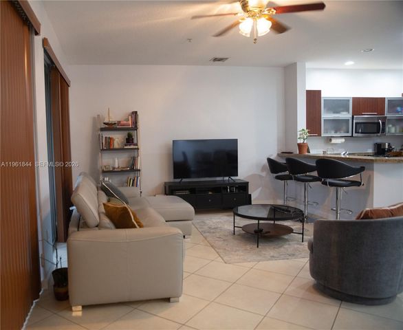 2901 NW 126th Ave 2-318, Sunrise, FL 33323