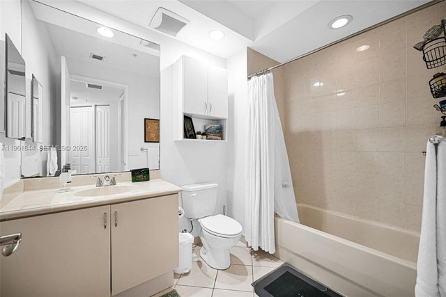 2901 NW 126th Ave 2-318, Sunrise, FL 33323