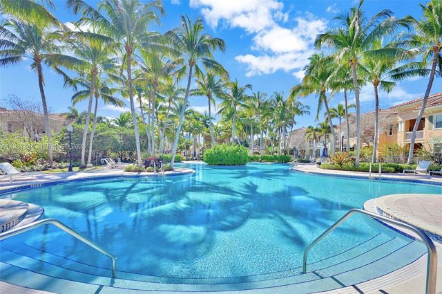 2901 NW 126th Ave 2-318, Sunrise, FL 33323