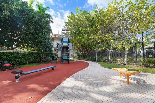 2901 NW 126th Ave 2-318, Sunrise, FL 33323