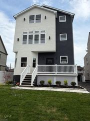 170 N 18Th St, East Orange City, NJ 07017