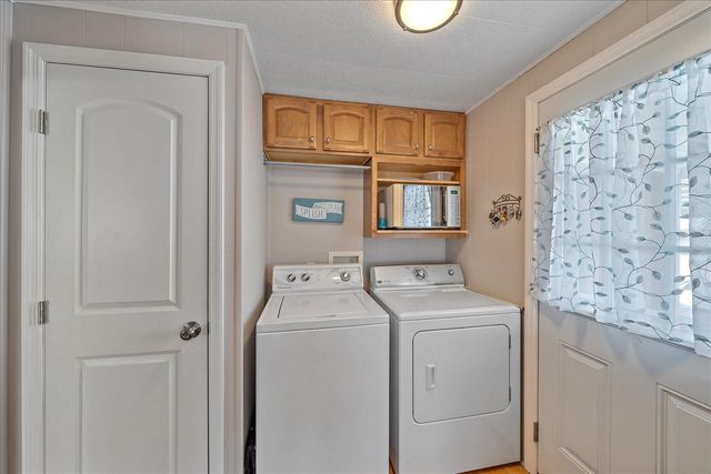 521 ROMA ROAD, Venice, FL 34285