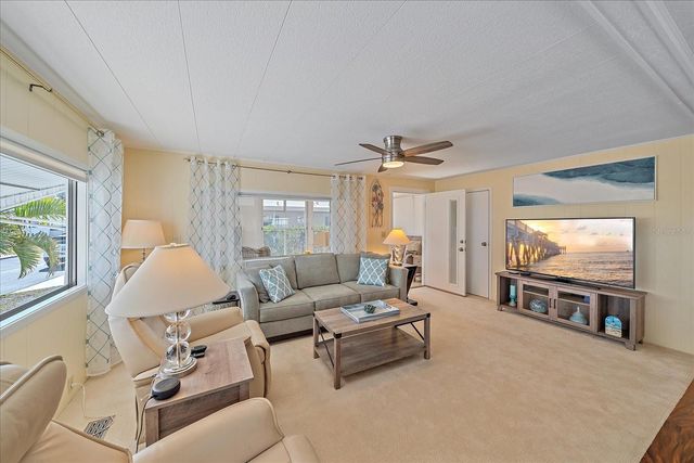 521 ROMA ROAD, Venice, FL 34285