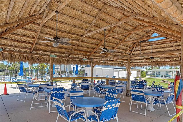 521 ROMA ROAD, Venice, FL 34285