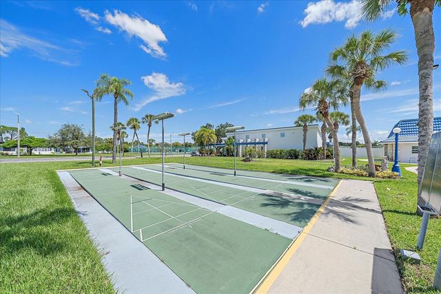 521 ROMA ROAD, Venice, FL 34285