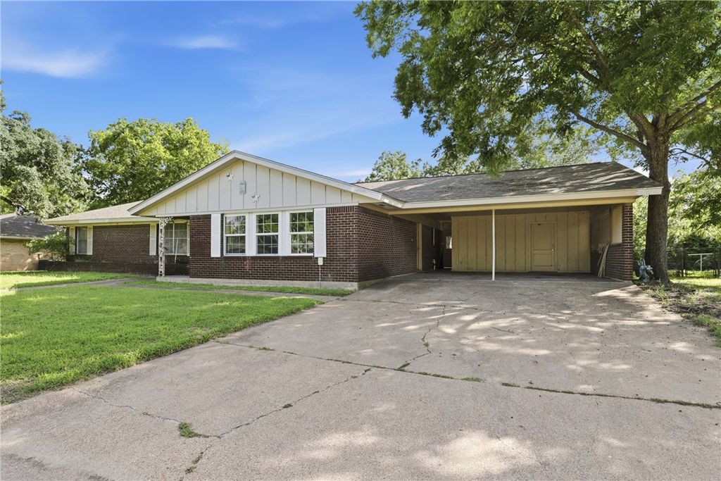 2302 Franklin Drive, Bryan, TX 77801 — photo 2