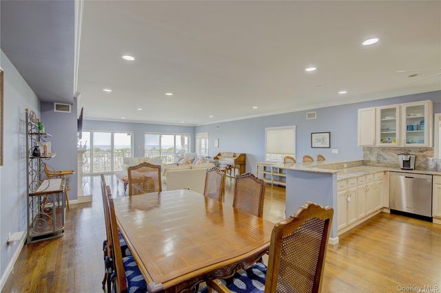 1051 Oceanfront 6, Long Beach, NY 11561
