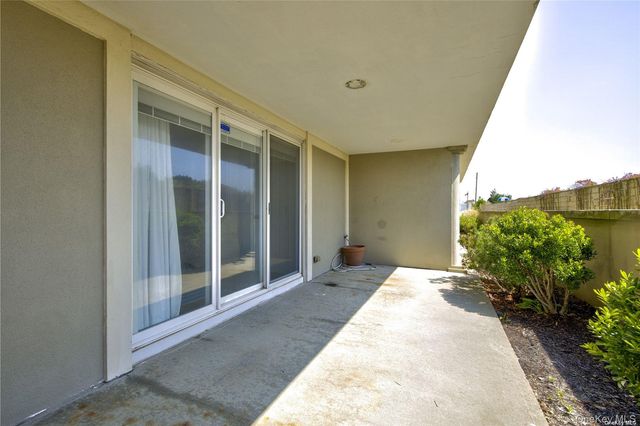 1051 Oceanfront 6, Long Beach, NY 11561