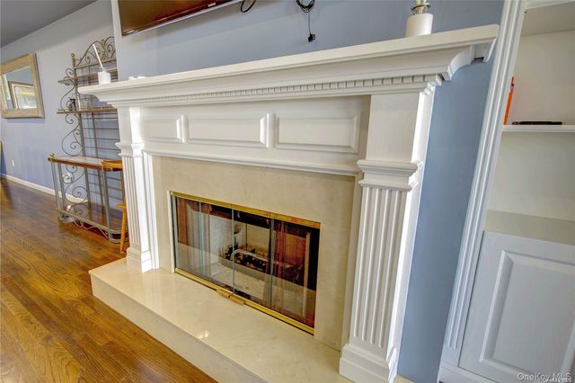 1051 Oceanfront 6, Long Beach, NY 11561