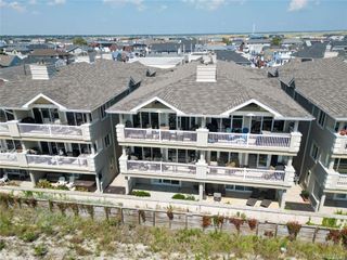 1051 Oceanfront 6, Long Beach, NY 11561
