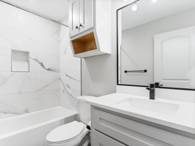 1310 Sailfish Drive, Bay City, TX 77414