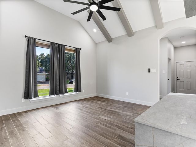 1310 Sailfish Drive, Bay City, TX 77414