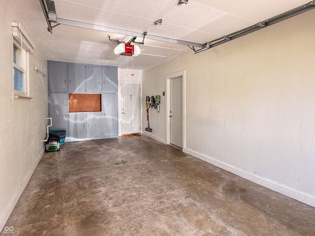 719 S Rangeline Road, Anderson, IN 46012