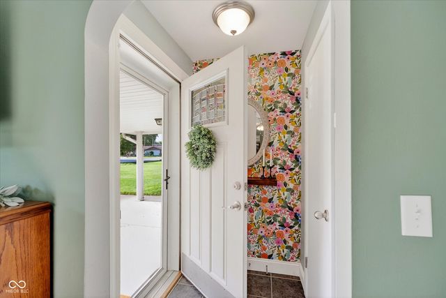 719 S Rangeline Road, Anderson, IN 46012