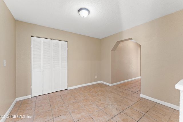 4841 DONCASTER Avenue, Jacksonville, FL 32208