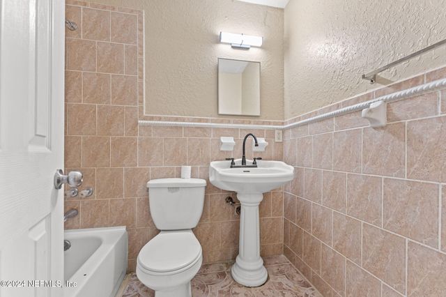 4841 DONCASTER Avenue, Jacksonville, FL 32208