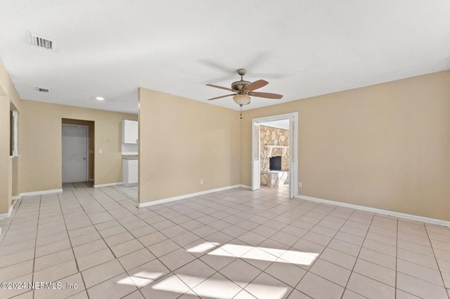 4841 DONCASTER Avenue, Jacksonville, FL 32208