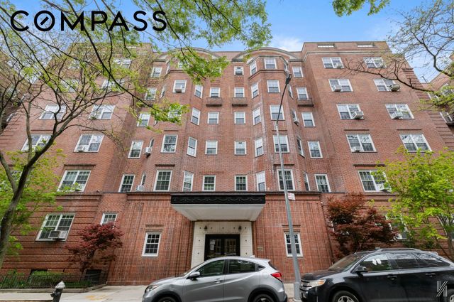 3524 78th St Apt B56, New York City, NY 11372