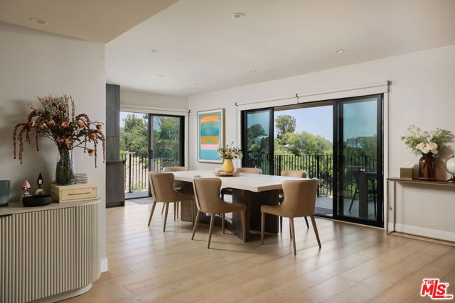3731 Blue Canyon Drive, Studio City (los Angeles), CA 91604
