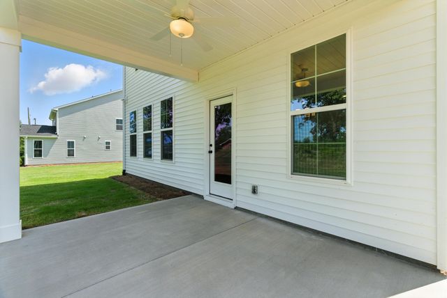 605 Crosswick Street, Summerville, SC 29483