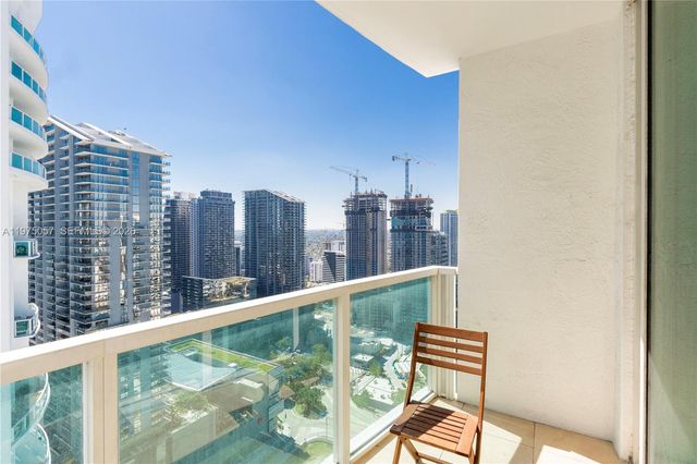 31 SE 5th St 4121, Miami, FL 33131