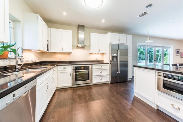 1315 San Ignacio Ave, Coral Gables, FL 33146