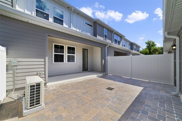 686 LOLA LANE, Oviedo, FL 32765