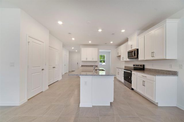 686 LOLA LANE, Oviedo, FL 32765