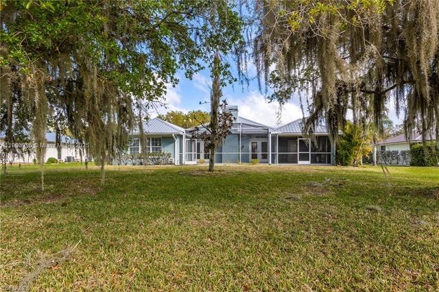 1261 Riverbend Dr, Other City - In The State Of Florida, FL 33935