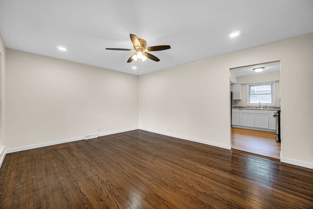 16801 Head Avenue, Hazel Crest, IL 60429