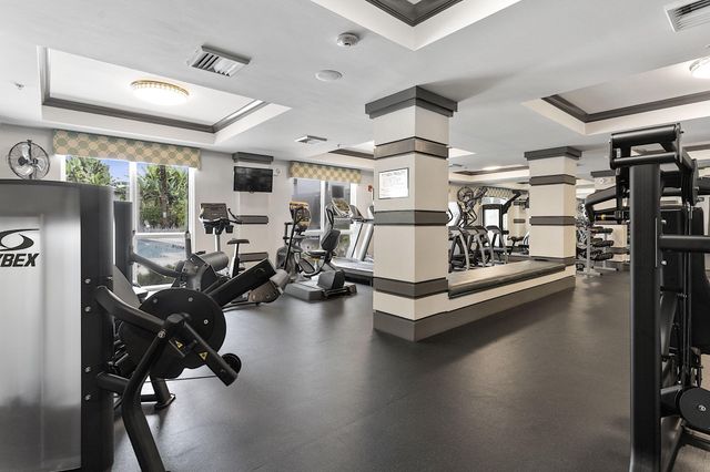 2421 NE 65th Street 506, Fort Lauderdale, FL 33308