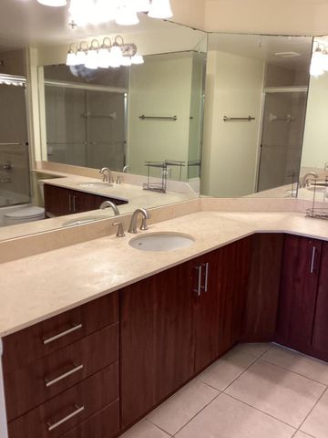 2421 NE 65th Street 506, Fort Lauderdale, FL 33308