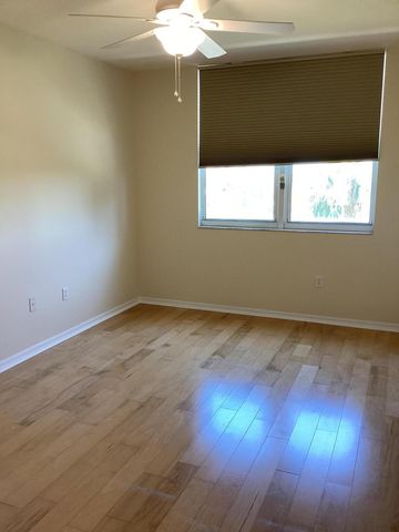 2421 NE 65th Street 506, Fort Lauderdale, FL 33308