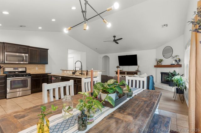 1916 N Kenosha Court, Tulsa, OK 74106